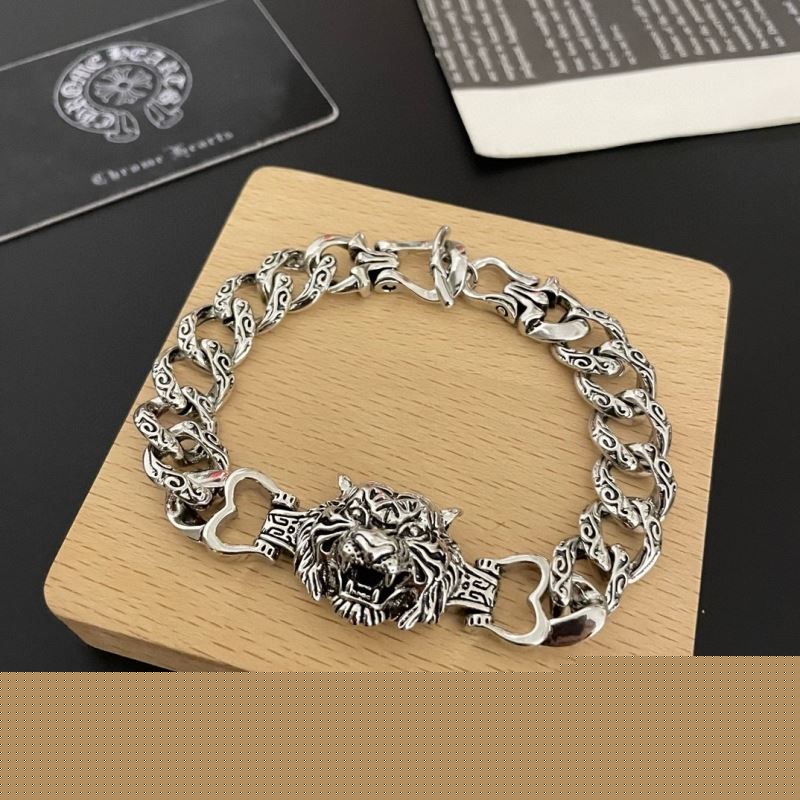 Ch**me He**ts bracelets
